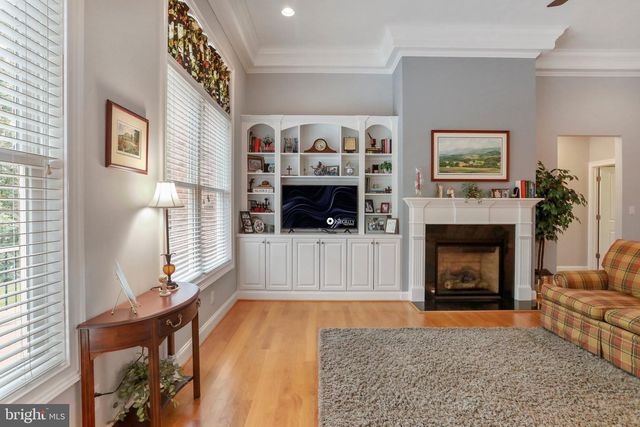 289 RELIANCE WOODS DR, Middletown, VA 22645