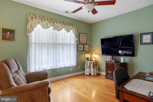 289 RELIANCE WOODS DR, Middletown, VA 22645