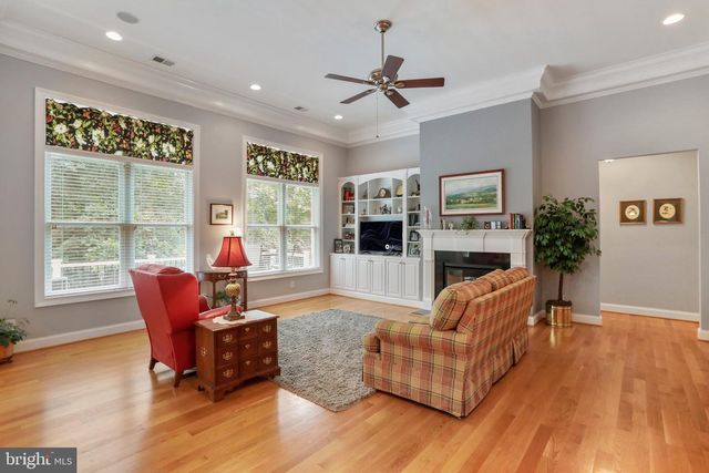 289 RELIANCE WOODS DR, Middletown, VA 22645