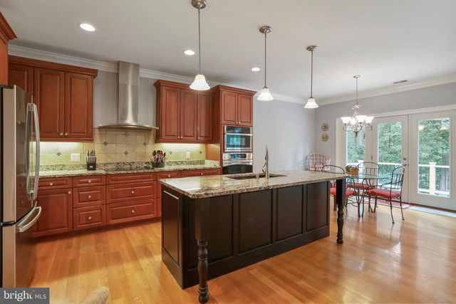289 RELIANCE WOODS DR, Middletown, VA 22645