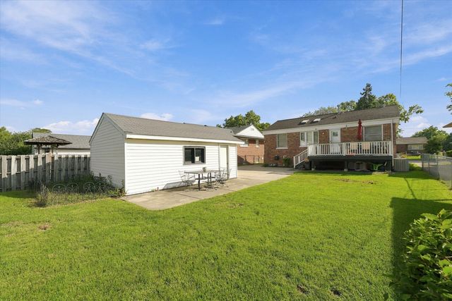 1422 Westchester Boulevard, Westchester, IL 60154