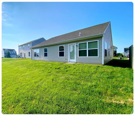 5763 Weeping Willow Place, Whitestown, IN 46075