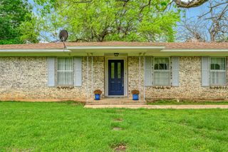 311 N Britton Street, Tom Bean, TX 75491