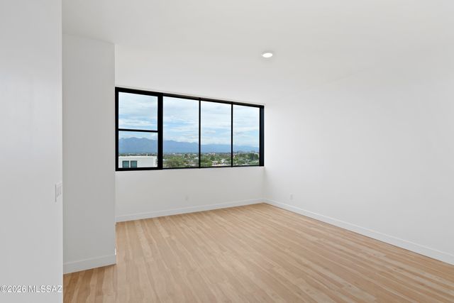 1364 W Sentinel View Loop, Tucson, AZ 85745
