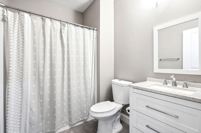 5335 Fountain Lane N, Plymouth, MN 55446