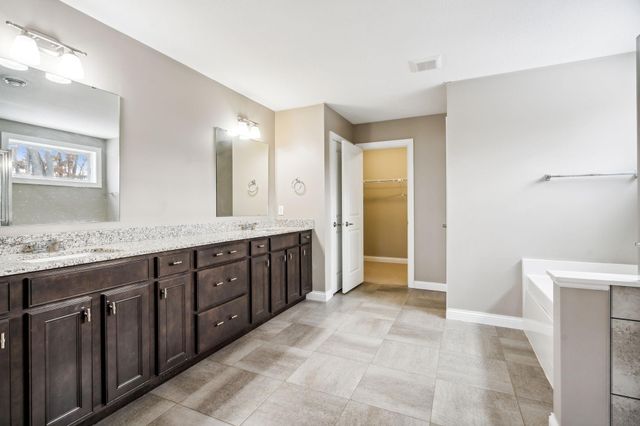 5335 Fountain Lane N, Plymouth, MN 55446