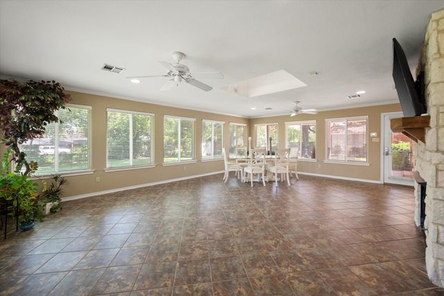 1215 Columbia Circle, Corsicana, TX 75110