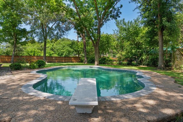 1215 Columbia Circle, Corsicana, TX 75110