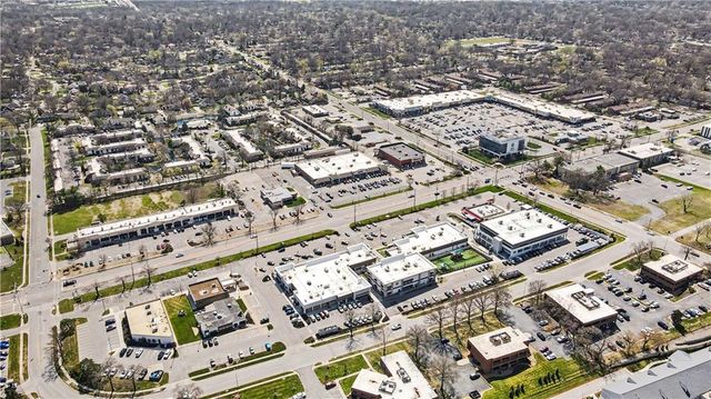 4530 W 90th Street, Prairie Village, KS 66207