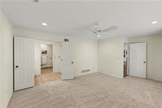 4530 W 90th Street, Prairie Village, KS 66207