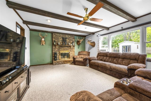 113 W Hughes Street, Marshall, MI 49068