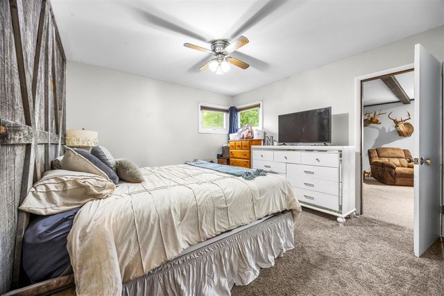 113 W Hughes Street, Marshall, MI 49068