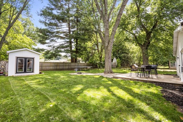 113 W Hughes Street, Marshall, MI 49068