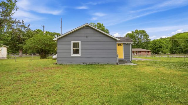 6733 Levi Road, Hixson, TN 37343