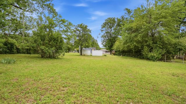 6733 Levi Road, Hixson, TN 37343