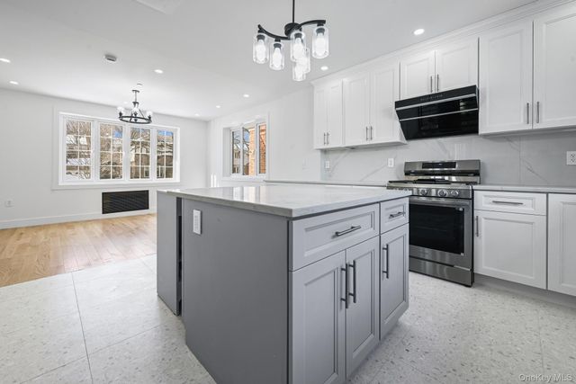 32-35 164th Street, Flushing, NY 11358