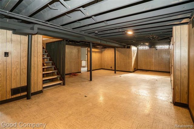 19915 Shady Lane Avenue, Saint Clair Shores, MI 48080