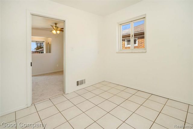 19915 Shady Lane Avenue, Saint Clair Shores, MI 48080