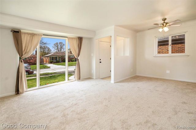 19915 Shady Lane Avenue, Saint Clair Shores, MI 48080