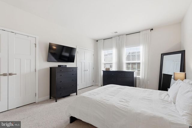 2764 VELOCITY RD, Herndon, VA 20171