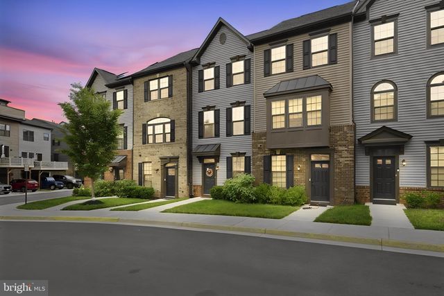 2764 VELOCITY RD, Herndon, VA 20171