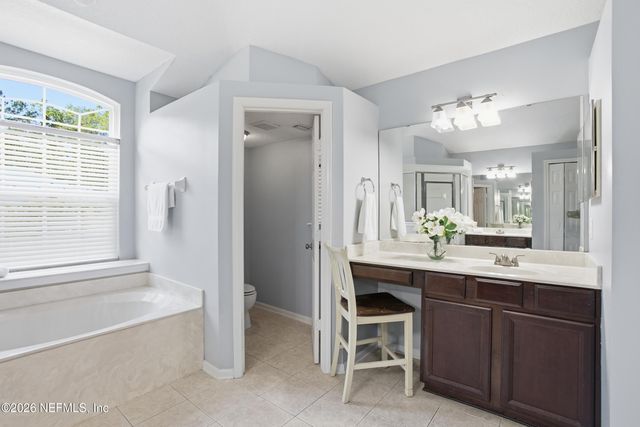 13868 FISH EAGLE Drive W, Jacksonville, FL 32226