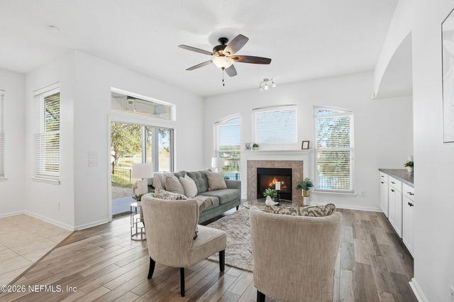 13868 FISH EAGLE Drive W, Jacksonville, FL 32226