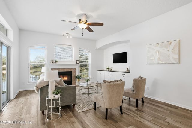 13868 FISH EAGLE Drive W, Jacksonville, FL 32226