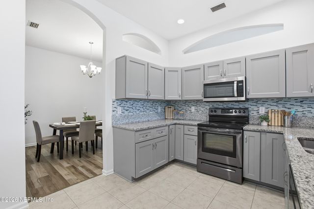 13868 FISH EAGLE Drive W, Jacksonville, FL 32226