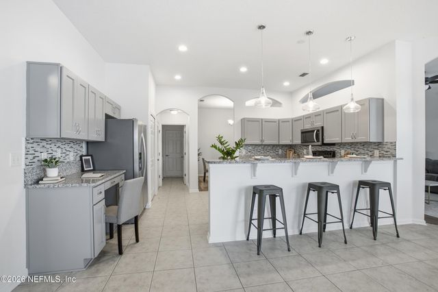 13868 FISH EAGLE Drive W, Jacksonville, FL 32226