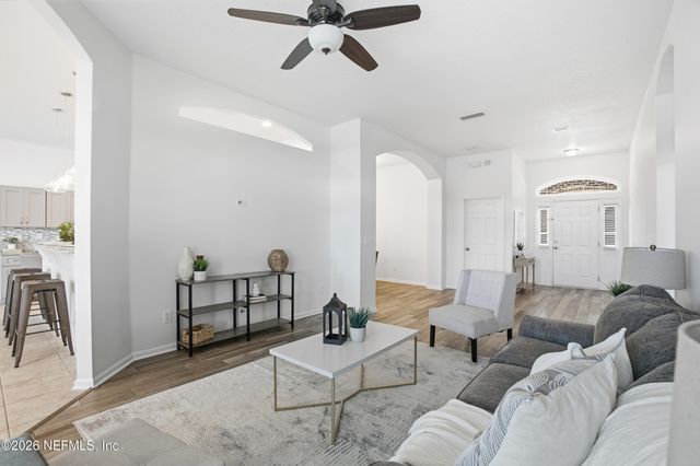 13868 FISH EAGLE Drive W, Jacksonville, FL 32226