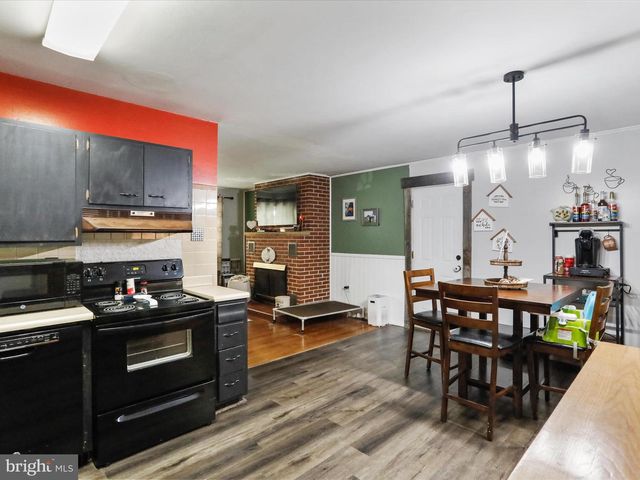 1020 CAROLINA AVE, Keyser, WV 26726