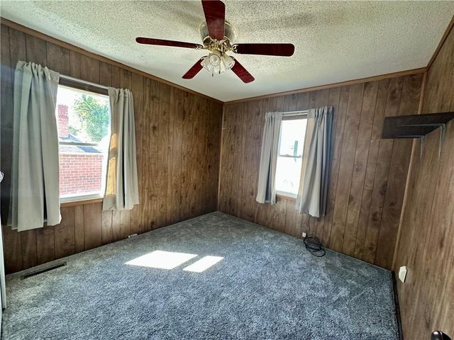 420 W 6th Street, Maryville, MO 64468