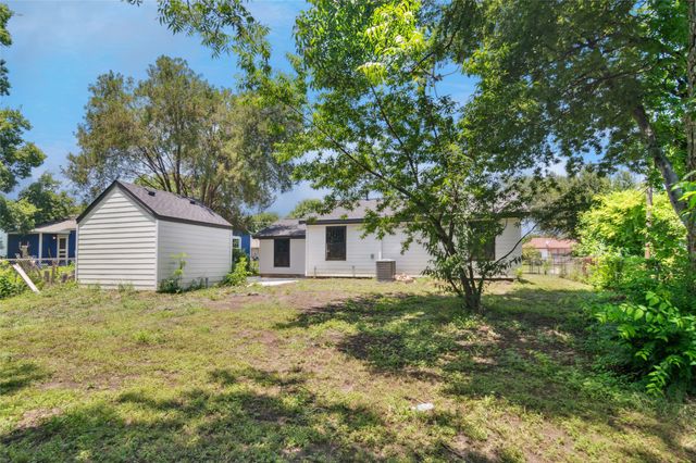 2316 Skylark Drive, Dallas, TX 75216