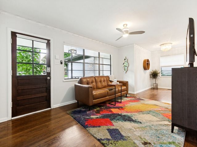 226 Leda Drive, Dallas, TX 75218