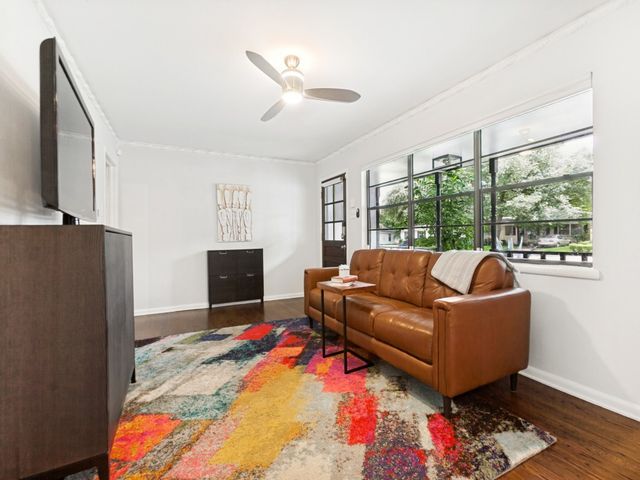 226 Leda Drive, Dallas, TX 75218