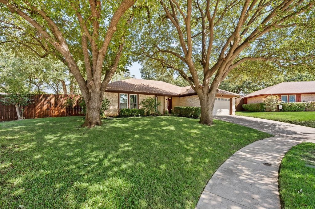 3500 Primrose Lane, Bedford, TX 76021 — photo 2