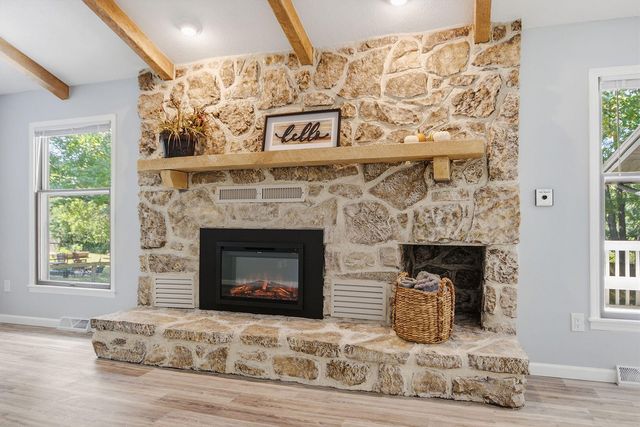 2113 OAK CLIFF DR, Columbia, MO 65203