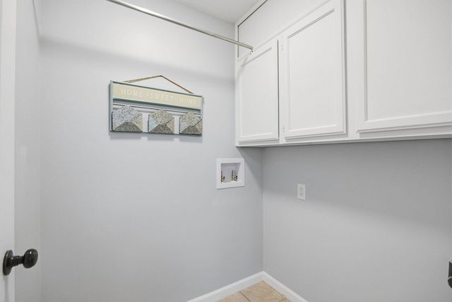 2113 OAK CLIFF DR, Columbia, MO 65203