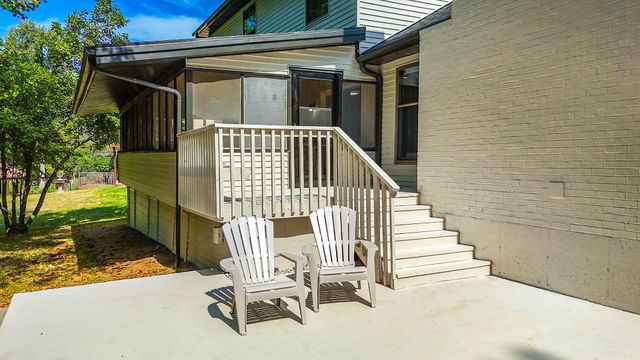 2113 OAK CLIFF DR, Columbia, MO 65203
