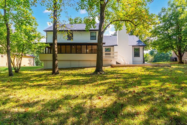 2113 OAK CLIFF DR, Columbia, MO 65203