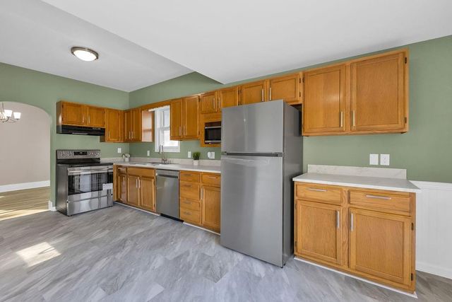 412 S 31st Street, St Joseph, MO 64501