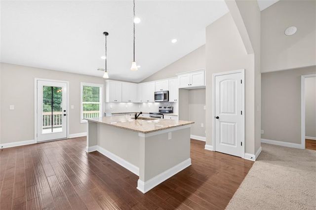 561 Oconee Lane, Commerce, GA 30529