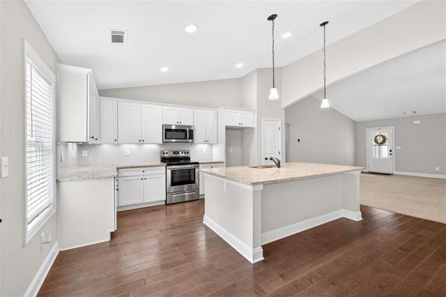 561 Oconee Lane, Commerce, GA 30529