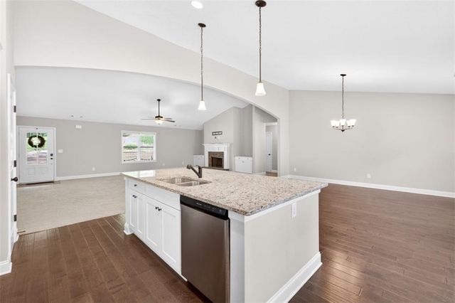561 Oconee Lane, Commerce, GA 30529