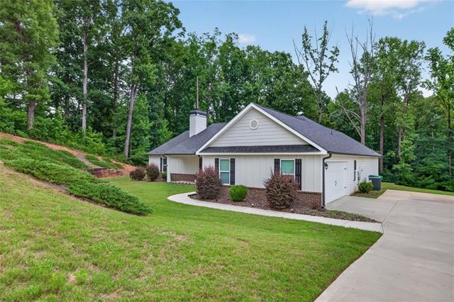 561 Oconee Lane, Commerce, GA 30529