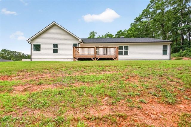 561 Oconee Lane, Commerce, GA 30529