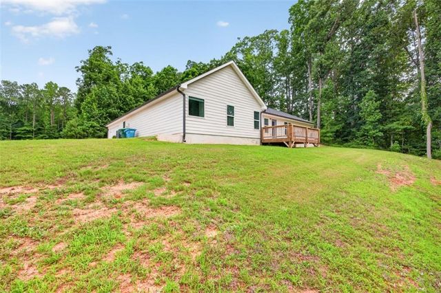 561 Oconee Lane, Commerce, GA 30529