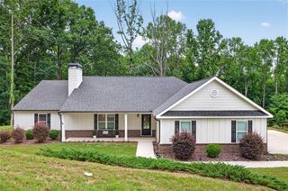 561 Oconee Lane, Commerce, GA 30529