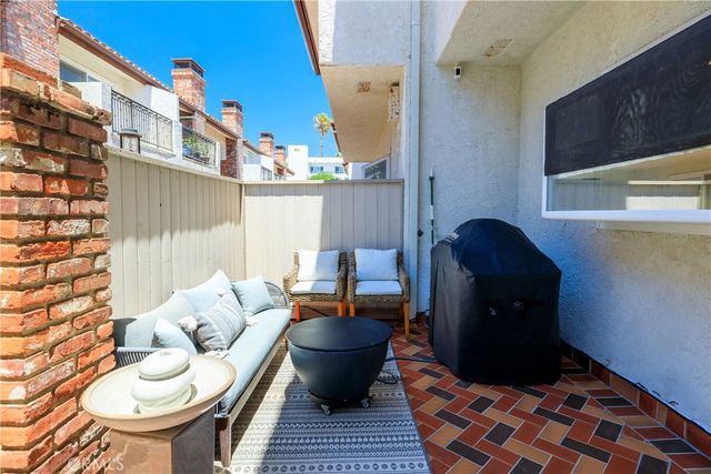 1219 S Catalina, Redondo Beach, CA 90277